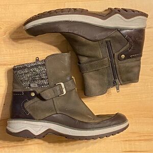 Merrell Eventyr Strap Waterproof Winter Boots Womens Clay Brown Leather - 7
